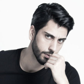 Issızadam25