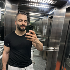 Akrep-Bir_Adam