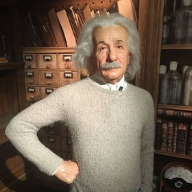 BalmumuEinstein