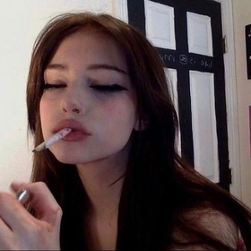 Prettywmn001
