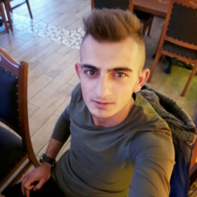 musakeleş