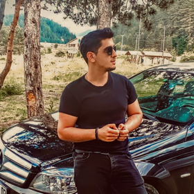 EmlRhaN