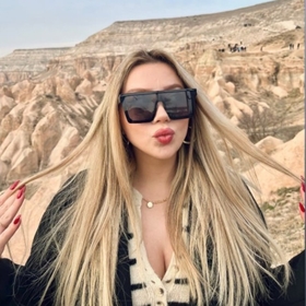 MELİSSAAAqqqq