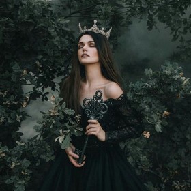 Queen241