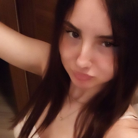 tugceemnks
