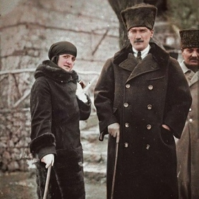 Ayybüükee