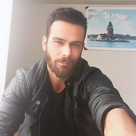 Gölgesi-olmayan-adam