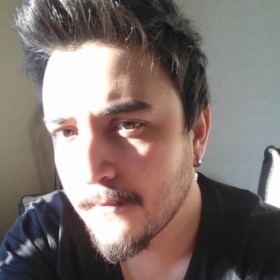 ClandestinoManu