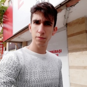 aycanbesli