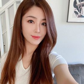 Olivia121562