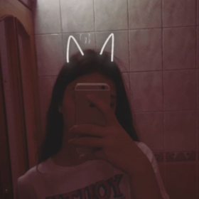 Eyllnzx
