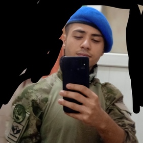 Özgü4