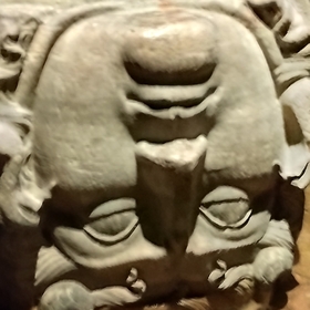 Düşünceliadam1