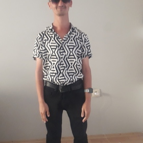 Çapkınemos