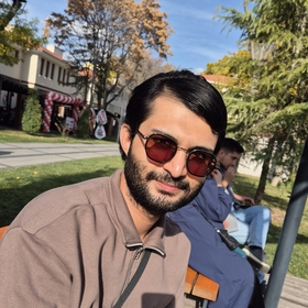 Herhangibiri03333