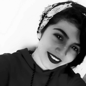 Kimseyialakaetmez