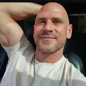 johnnysinsxx
