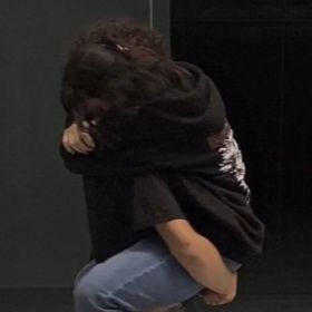 hsaudkjhehbv