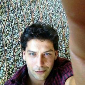 BordoSarıklı