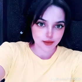 Meryem8582