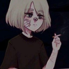 Chloelikeanymore