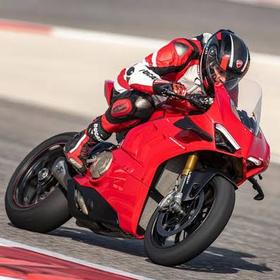 Ducatipanigalev4