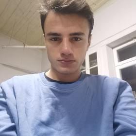 ali_b9