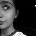 Alonegirl8