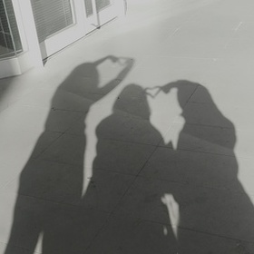 alone_ladie