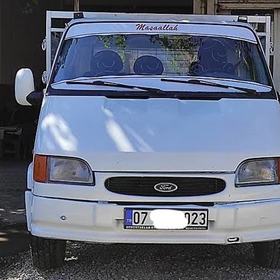 Cingen_kasa_ford