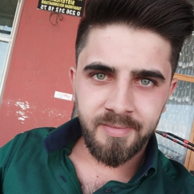 Çimengözlüadam