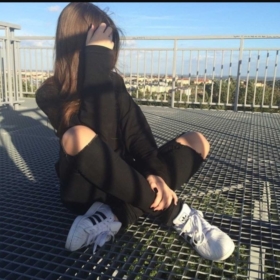 DeLeTed_uSerR