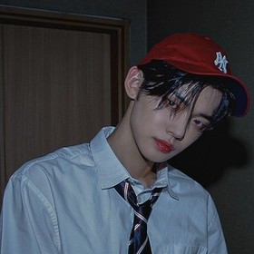 Yualeadey_